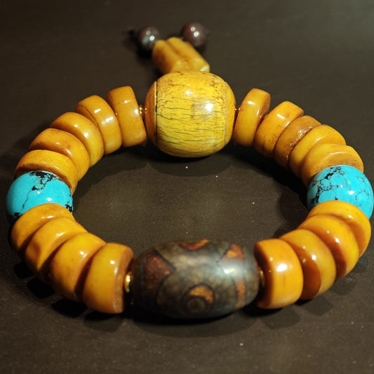 Tibetan Yak Bone Bracelet with Dzi Bead